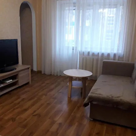 отличная возле моря,французского бул,института филатова Apartman *